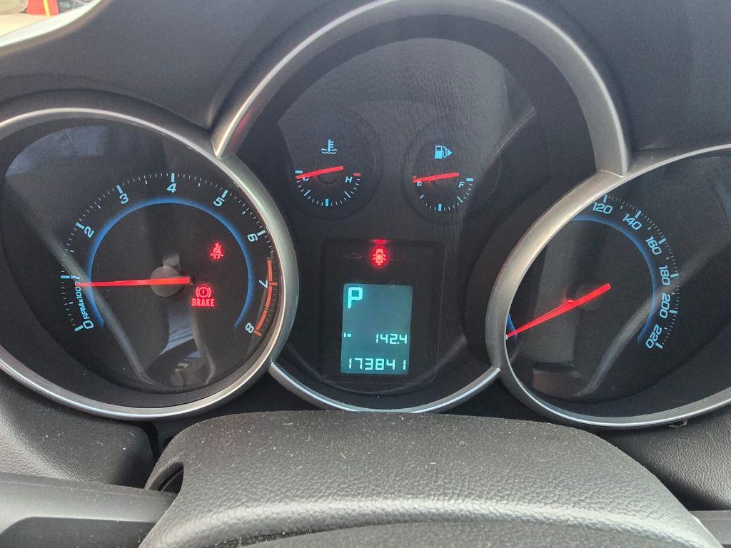 CHEVROLET Cruze Sedan - Foto