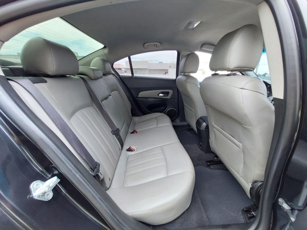 CHEVROLET Cruze Sedan - Foto