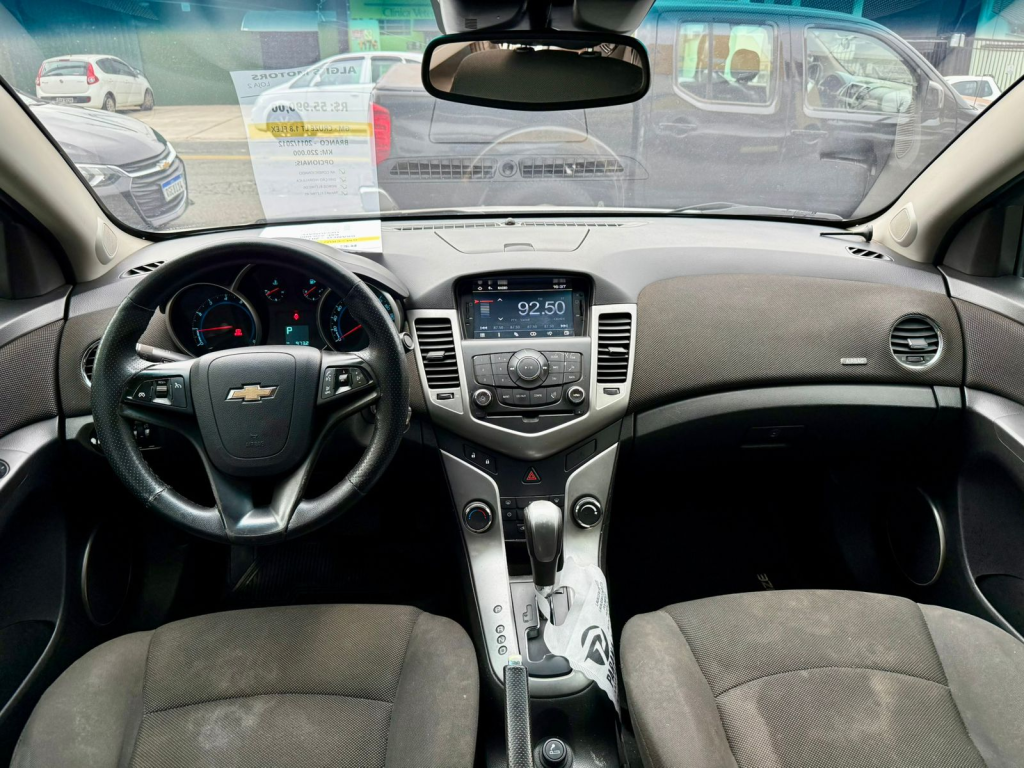 CHEVROLET Cruze Sedan - Foto