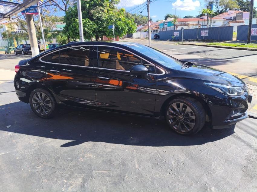 CHEVROLET Cruze Sedan - Foto