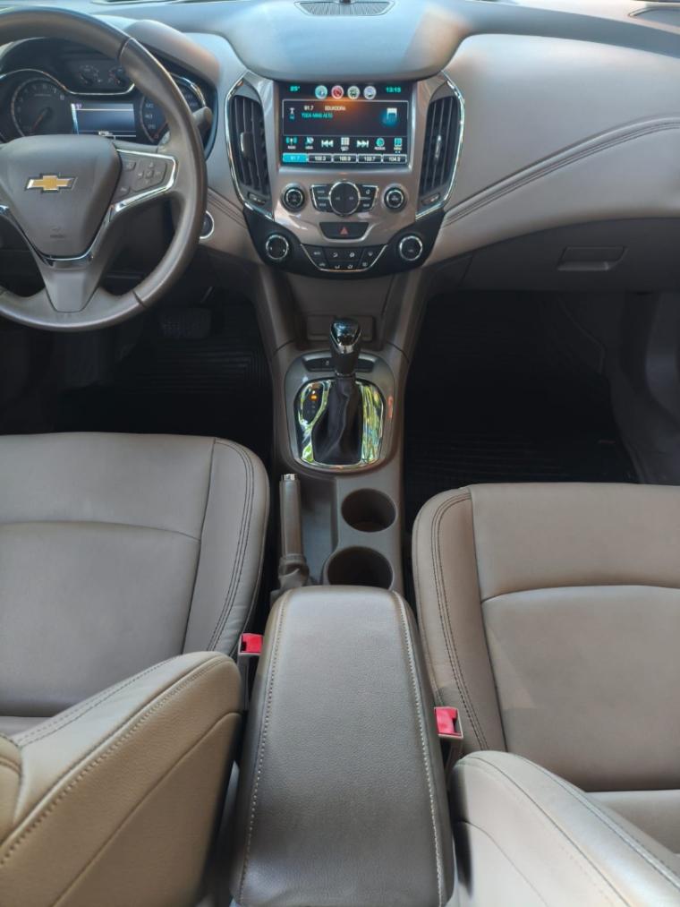 CHEVROLET Cruze Sedan - Foto