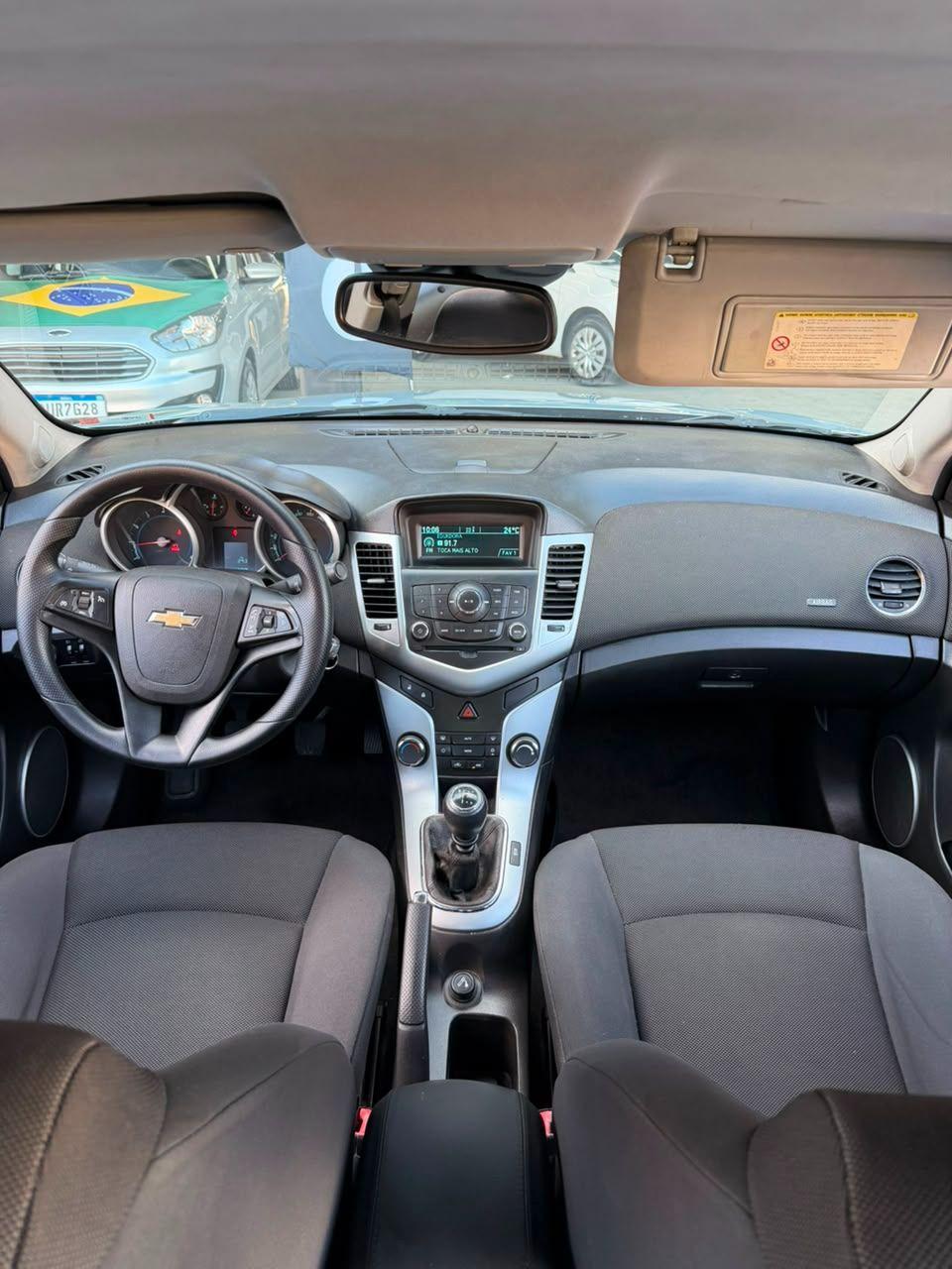 CHEVROLET Cruze Sedan - Foto