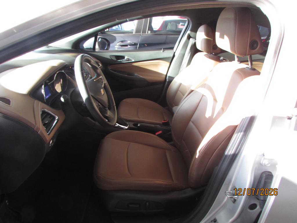 CHEVROLET Cruze Sedan - Foto