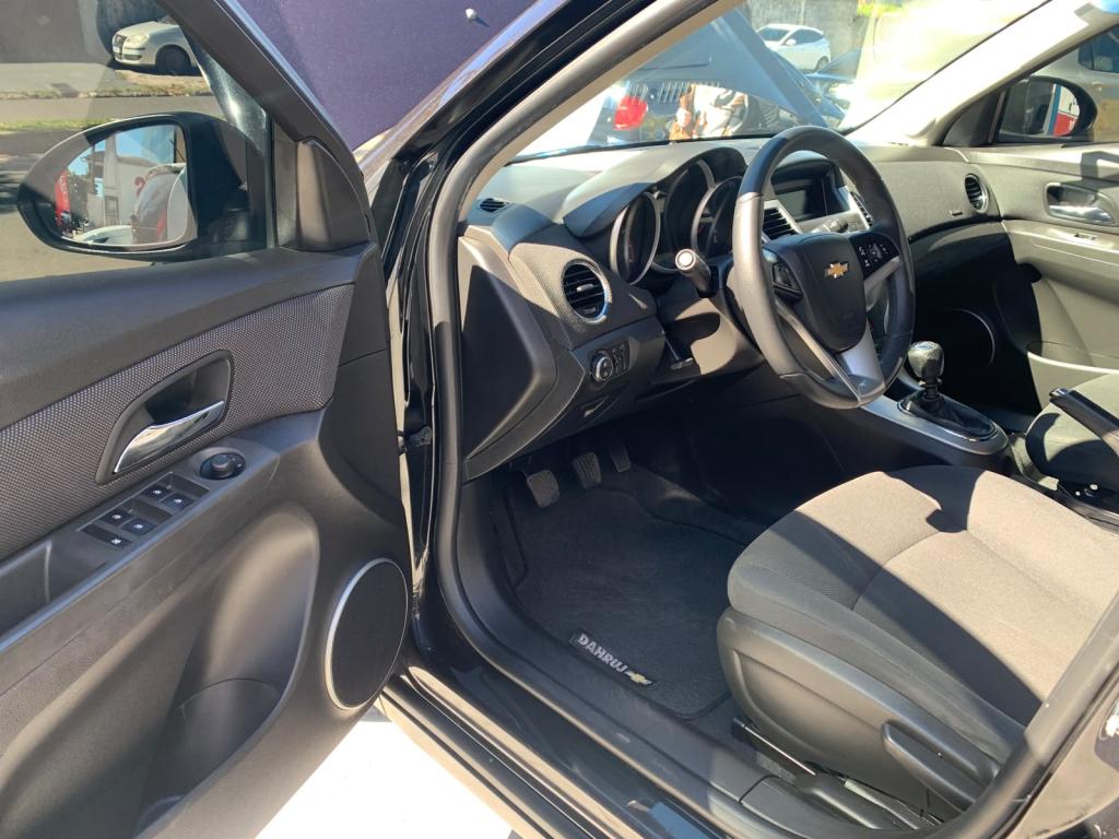 CHEVROLET Cruze Sedan - Foto