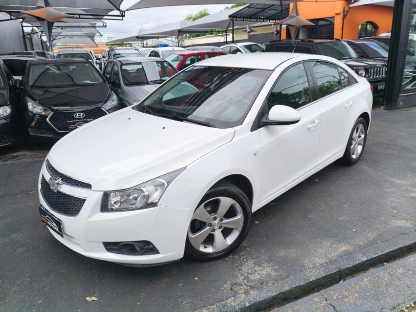 CHEVROLET Cruze Sedan - Foto
