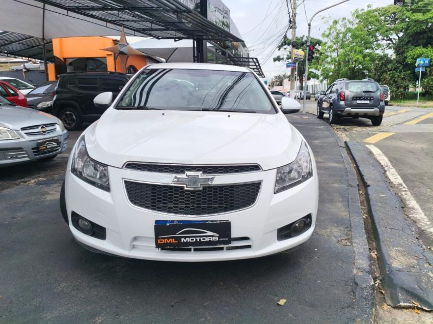 CHEVROLET Cruze Sedan - Foto