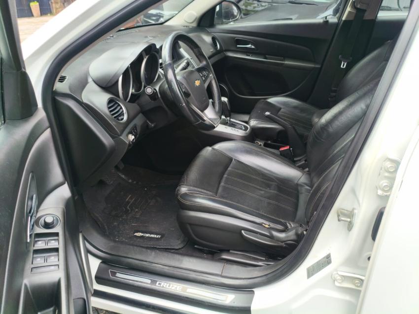 CHEVROLET Cruze Sedan - Foto