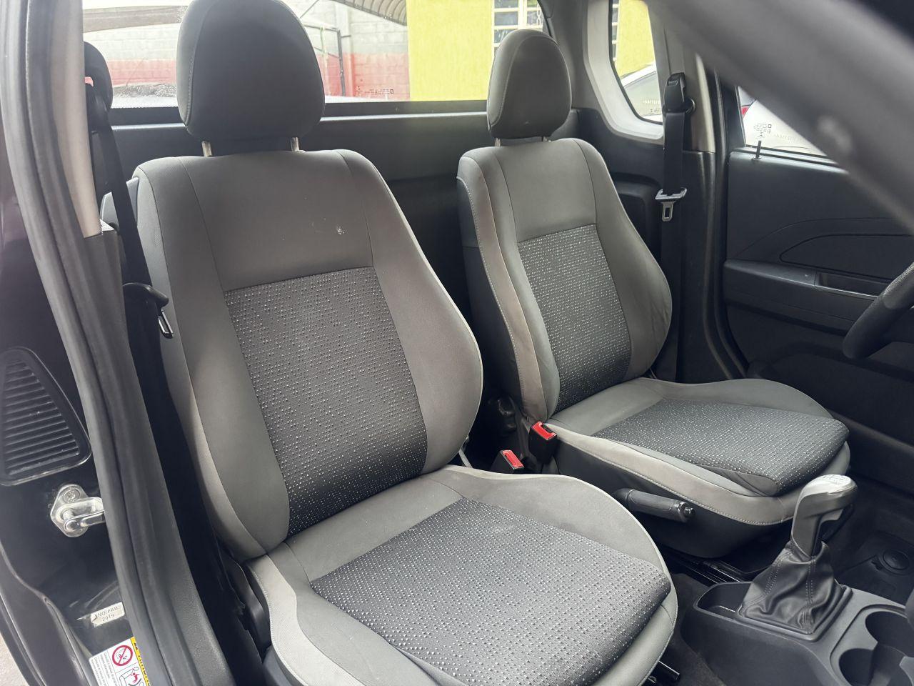 CHEVROLET Montana - Foto