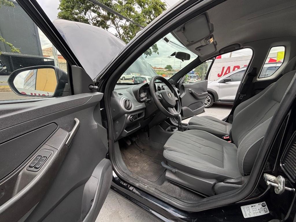 CHEVROLET Montana - Foto