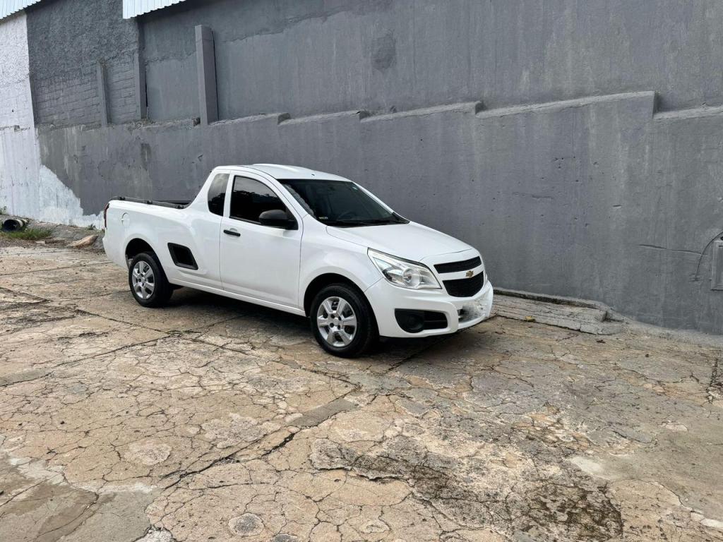 CHEVROLET Montana