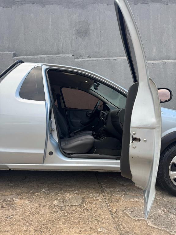 CHEVROLET Montana - Foto