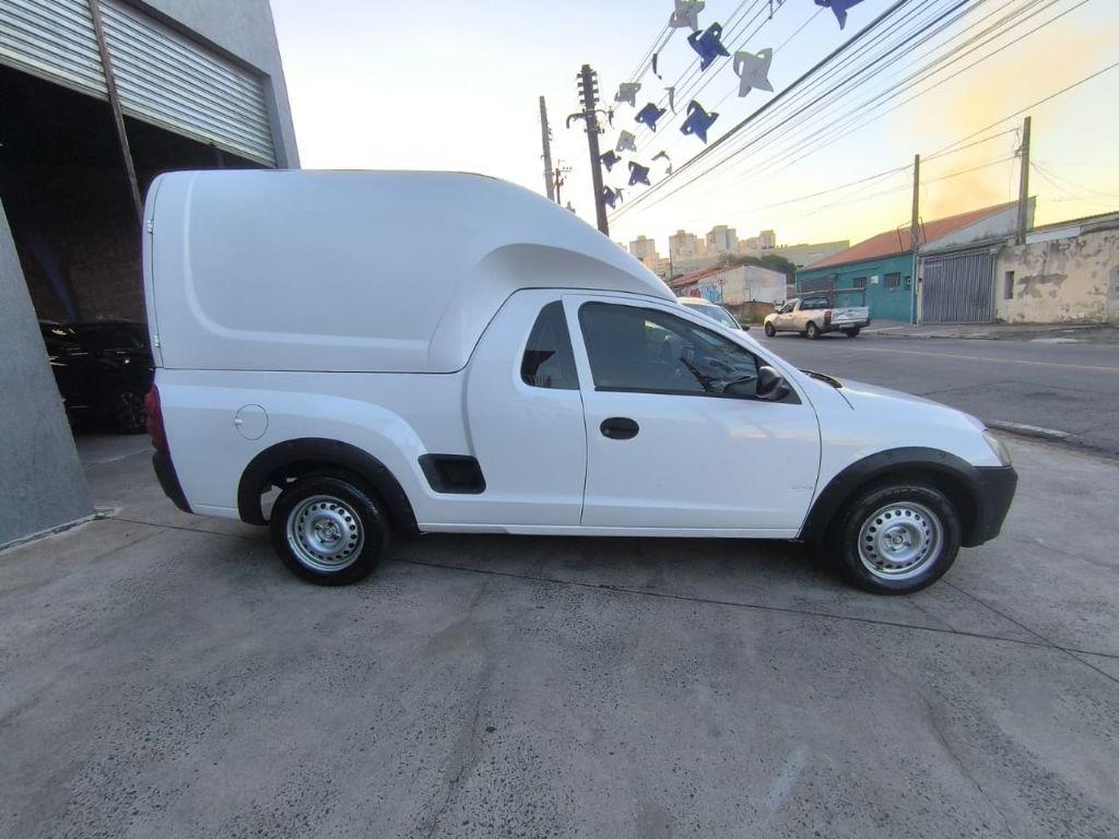 CHEVROLET Montana - Foto