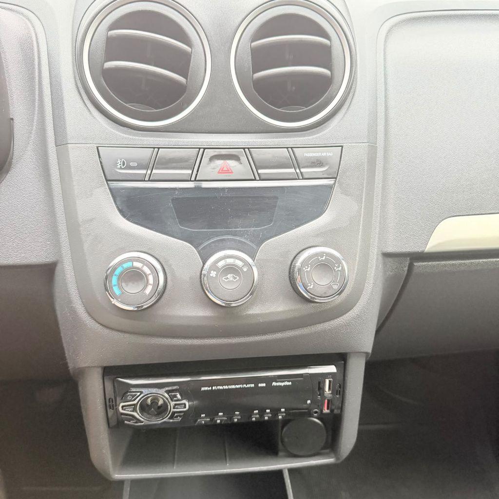 CHEVROLET Montana - Foto