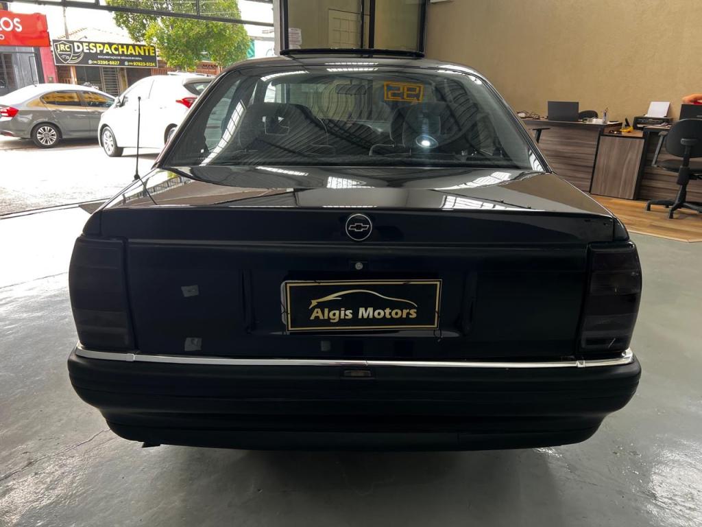 CHEVROLET Omega - Foto