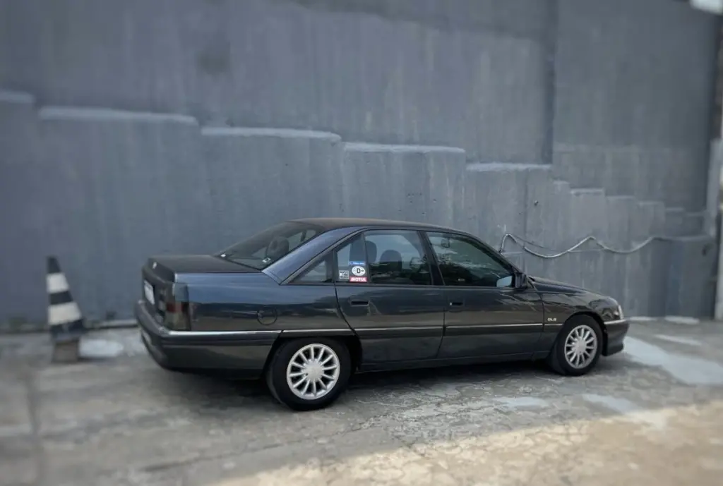 CHEVROLET Omega - Foto