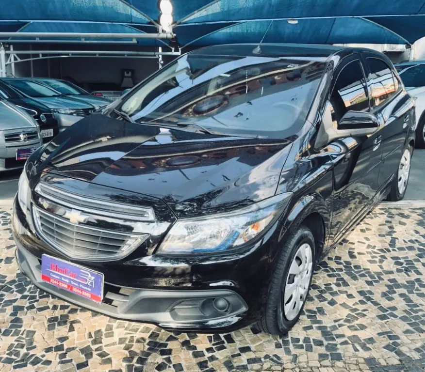 CHEVROLET Onix Hatch