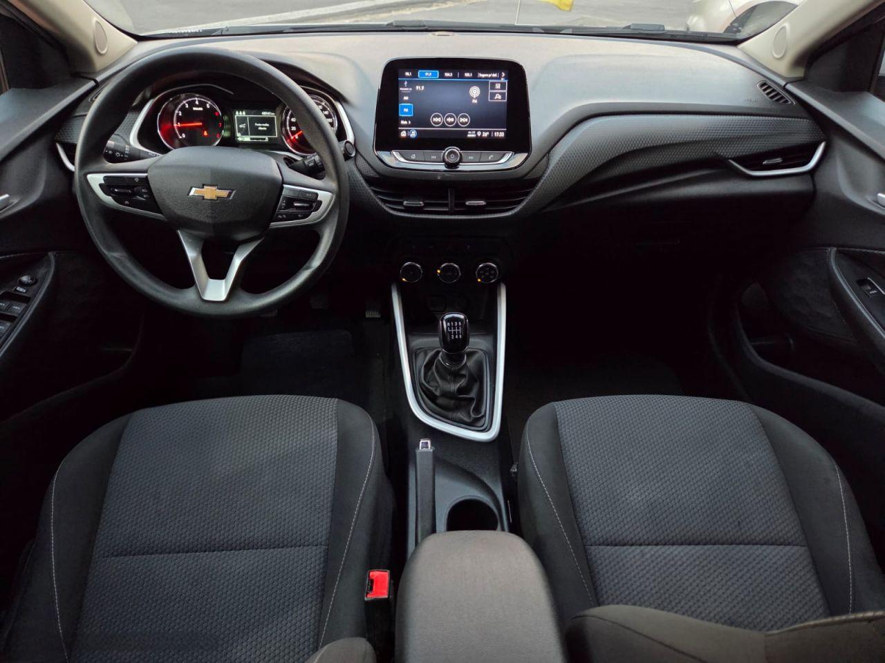 CHEVROLET Onix Hatch - Foto