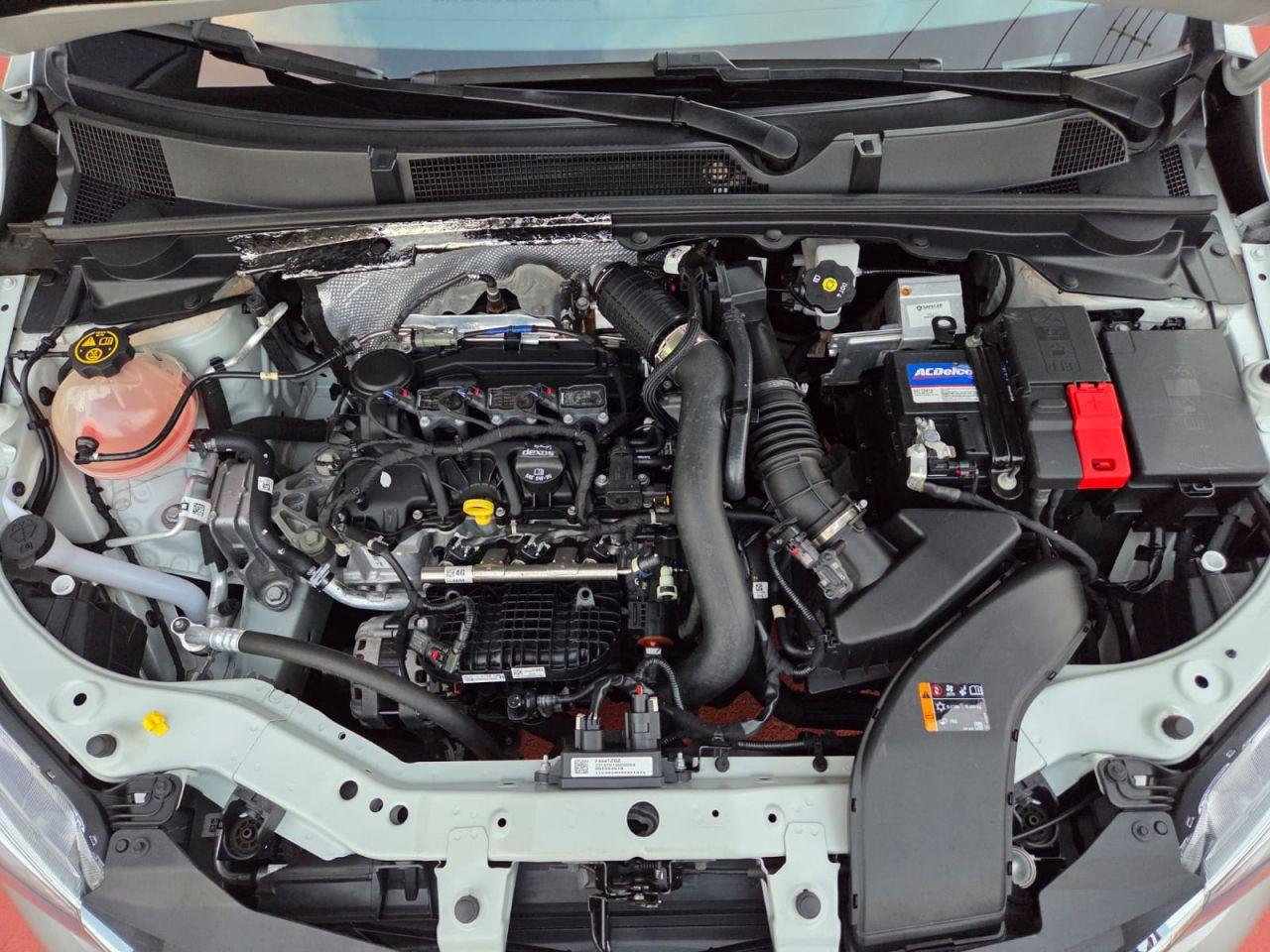 CHEVROLET Onix Hatch - Foto