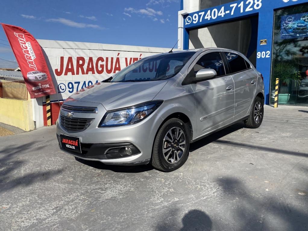 CHEVROLET Onix Hatch