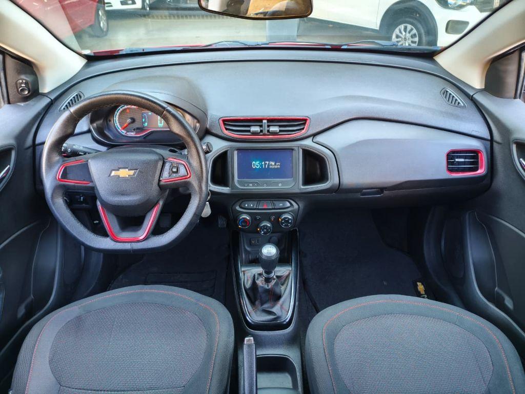 CHEVROLET Onix Hatch - Foto