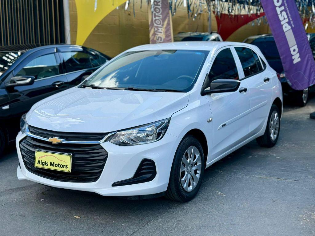 CHEVROLET Onix Hatch - Foto