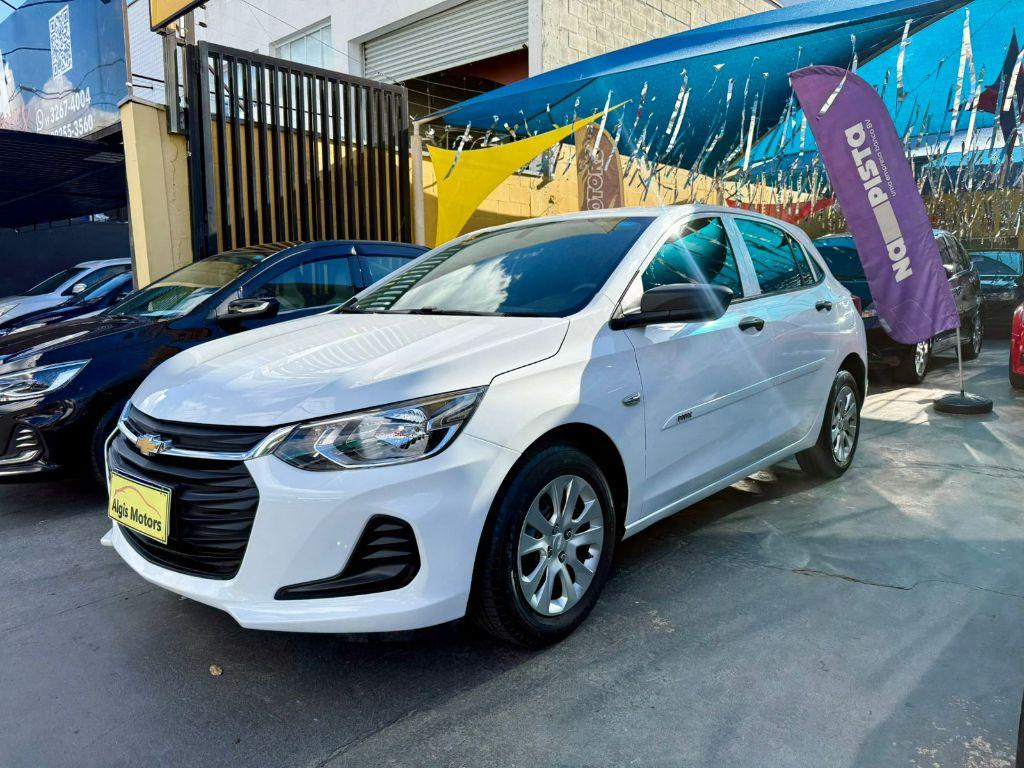 CHEVROLET Onix Hatch - Foto