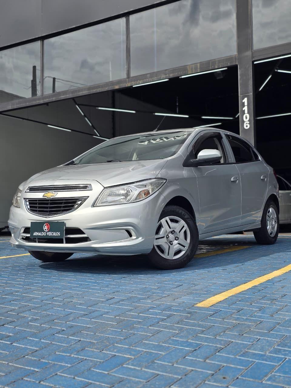 CHEVROLET Onix Hatch