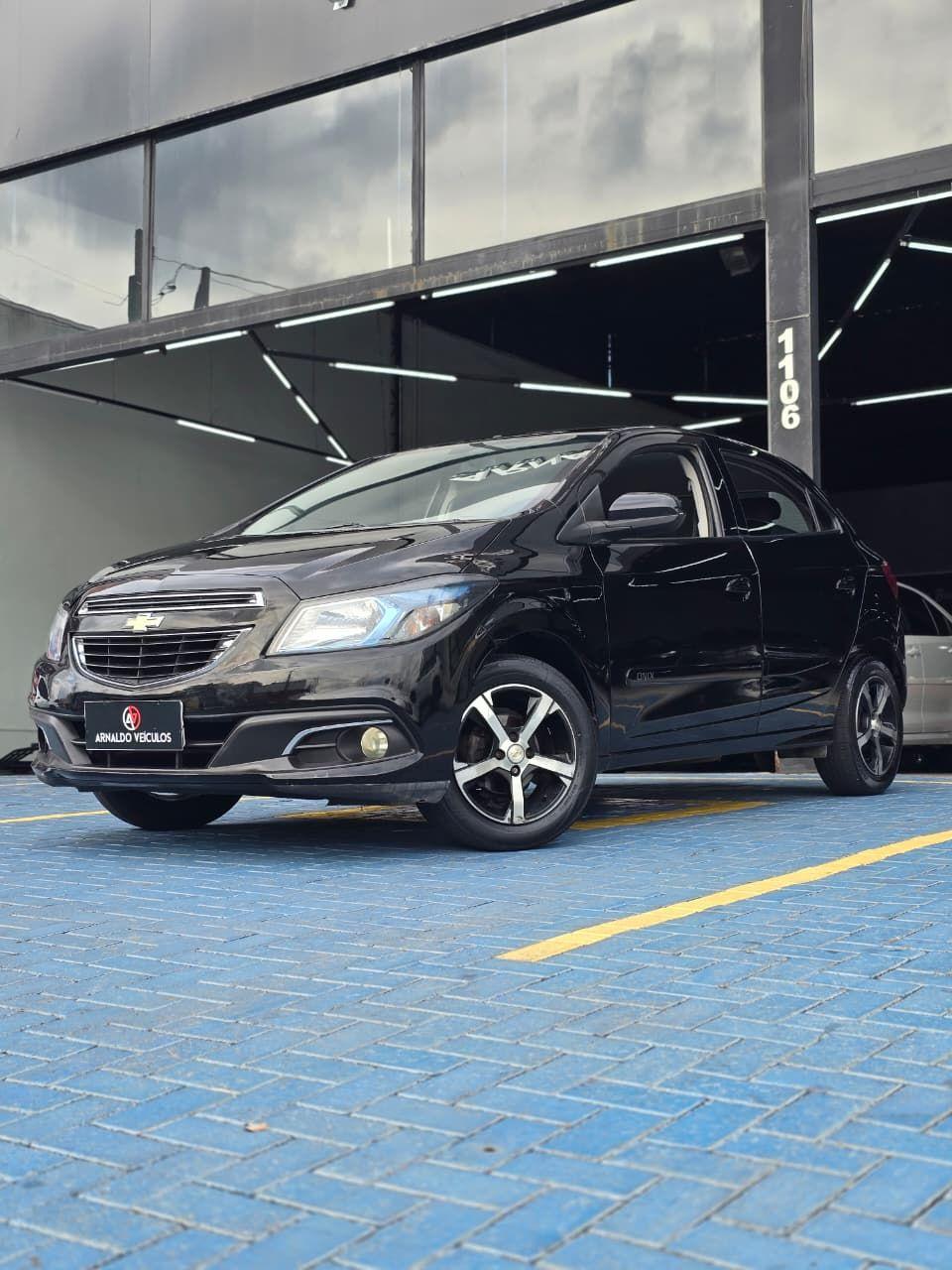 CHEVROLET Onix Hatch