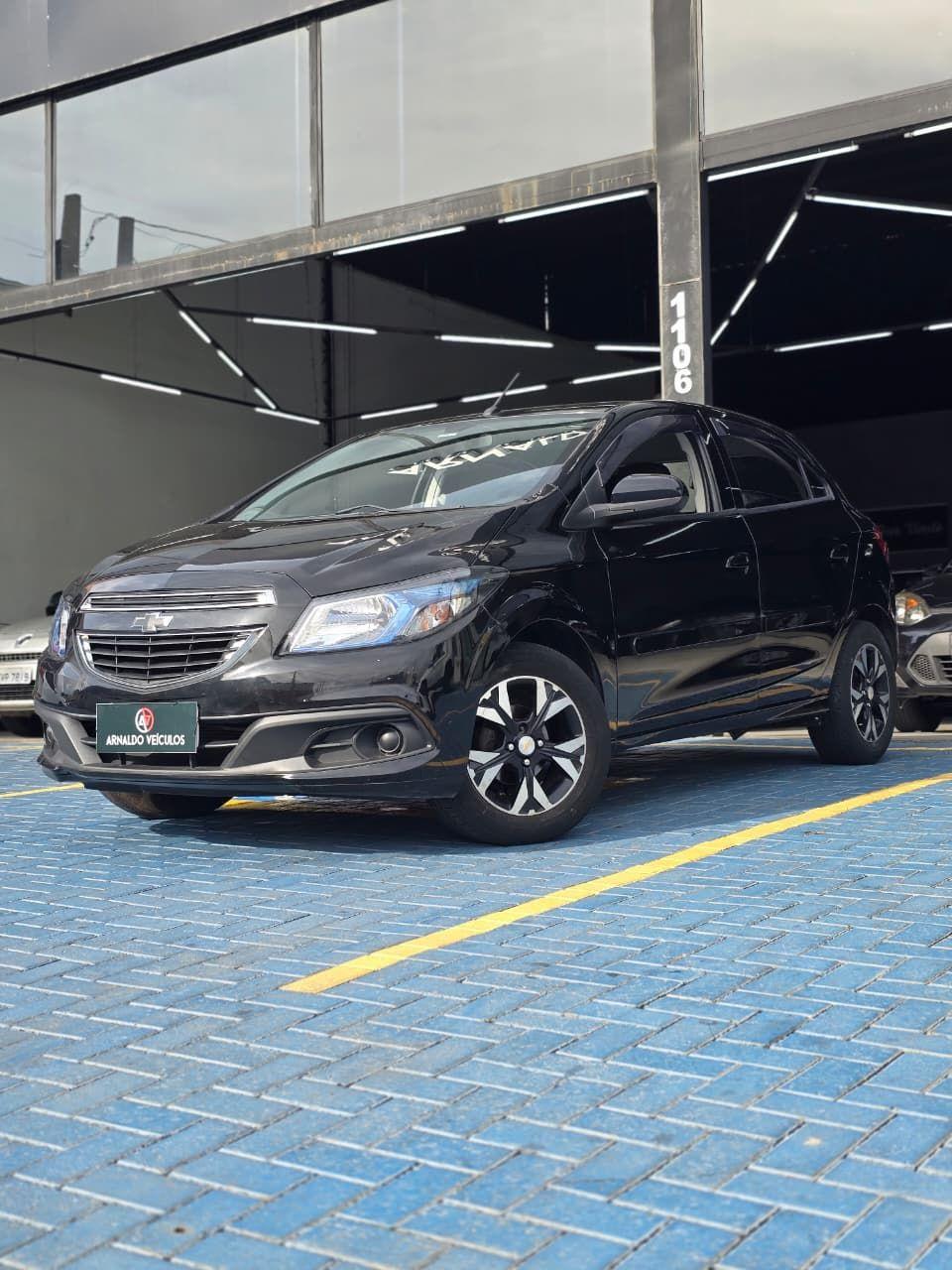 CHEVROLET Onix Hatch