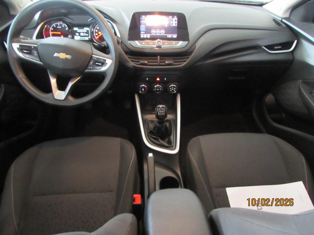 CHEVROLET Onix Hatch - Foto