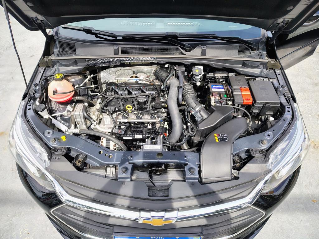 CHEVROLET Onix Hatch - Foto