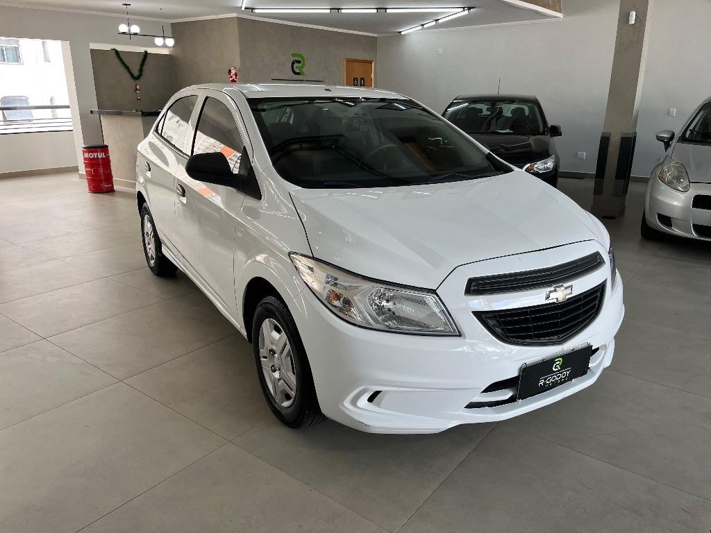 CHEVROLET Onix Hatch - Foto
