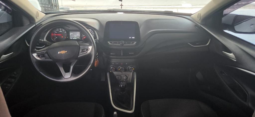 CHEVROLET Onix Hatch - Foto