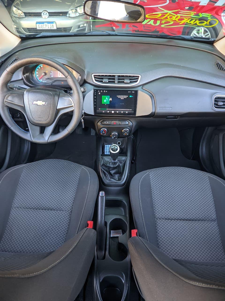 CHEVROLET Onix Hatch - Foto