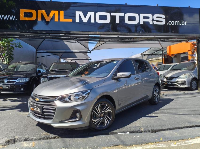 CHEVROLET Onix Hatch - Foto