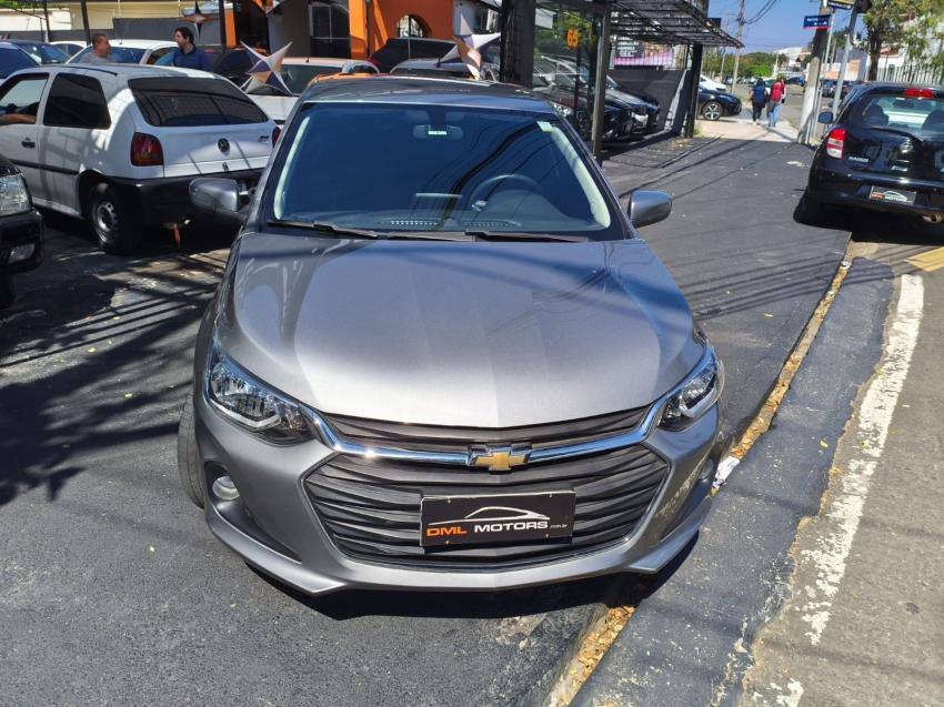 CHEVROLET Onix Hatch - Foto
