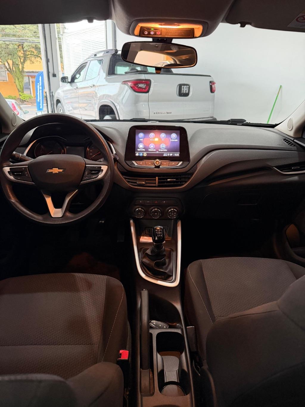 CHEVROLET Onix Hatch - Foto
