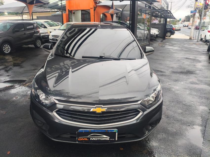 CHEVROLET Onix Hatch - Foto