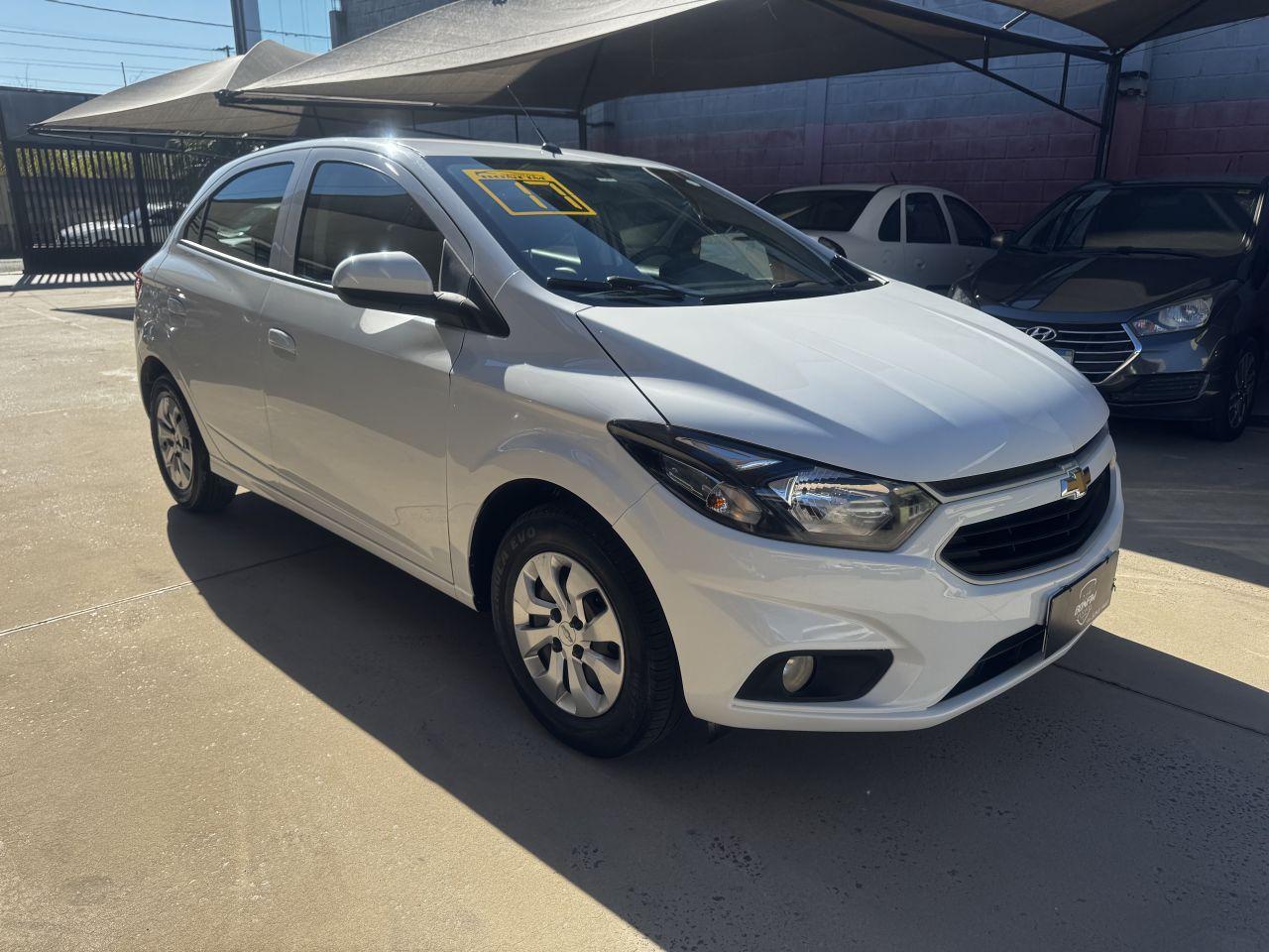 CHEVROLET Onix Hatch