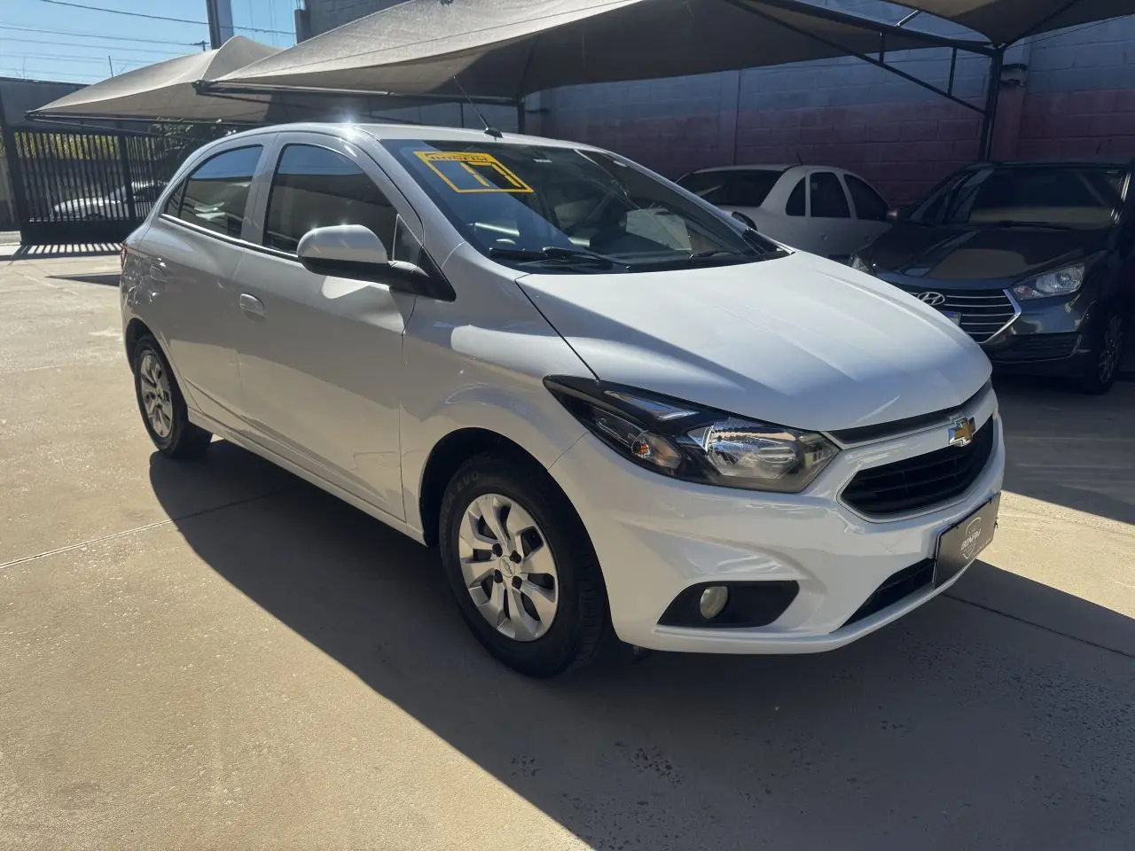 CHEVROLET Onix Hatch