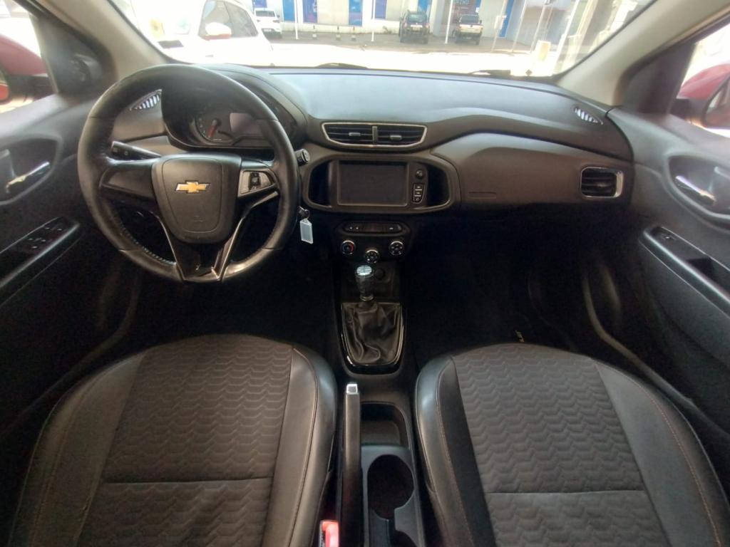 CHEVROLET Onix Hatch - Foto