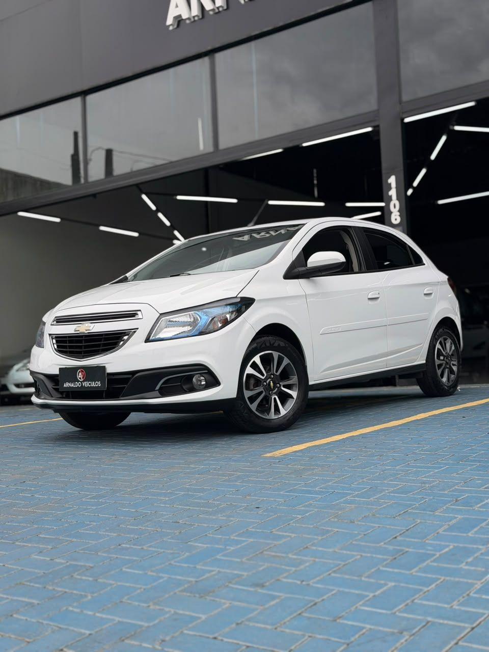 CHEVROLET Onix Hatch