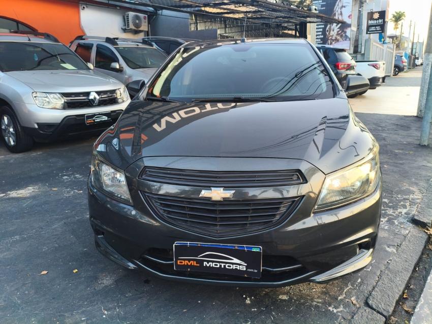 CHEVROLET Onix Hatch - Foto