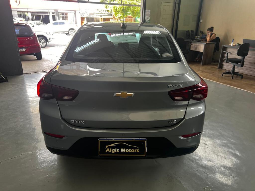 CHEVROLET Onix Sedan - Foto