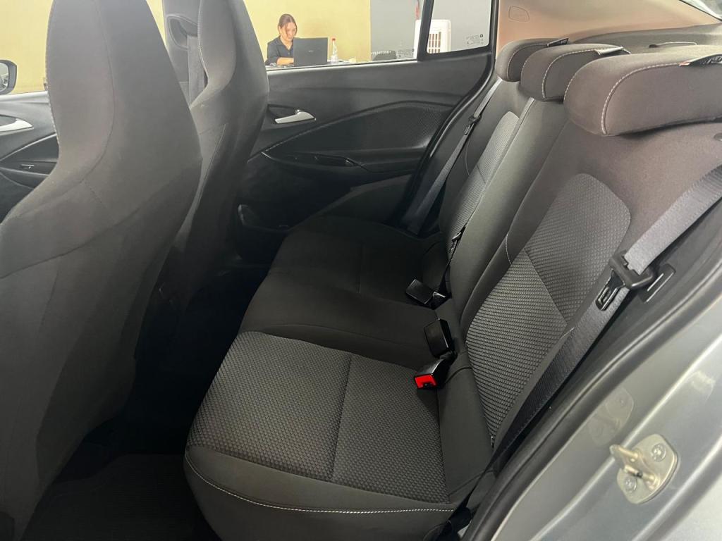 CHEVROLET Onix Sedan - Foto