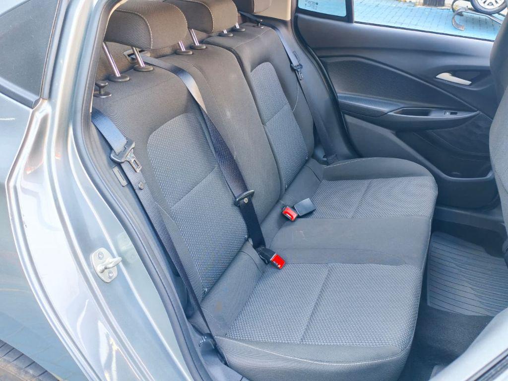CHEVROLET Onix Sedan - Miniatura