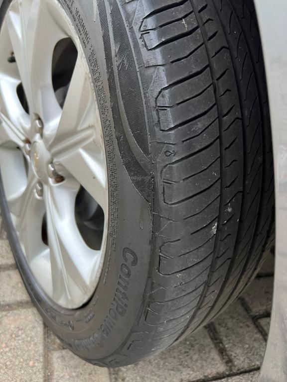 CHEVROLET Onix Sedan - Foto