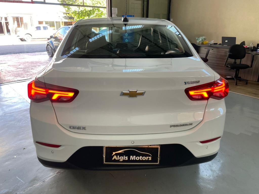 CHEVROLET Onix Sedan - Foto