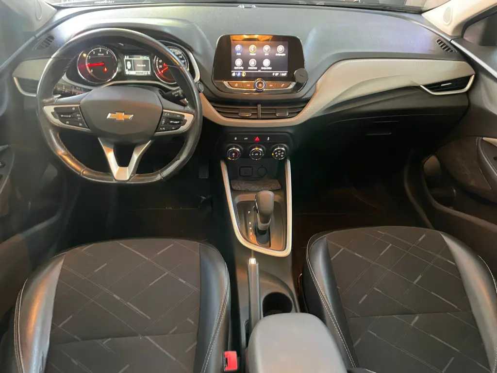 CHEVROLET Onix Sedan - Foto