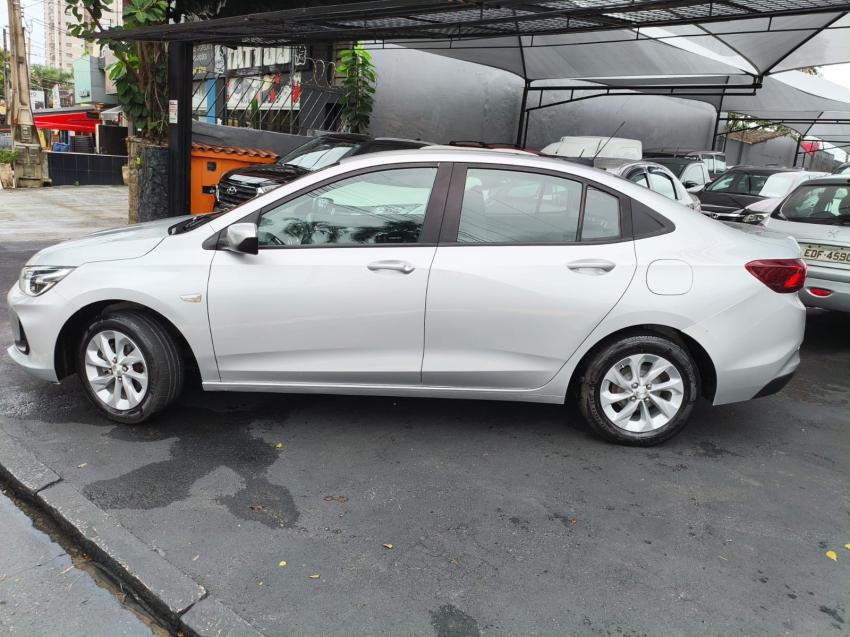 CHEVROLET Onix Sedan - Foto